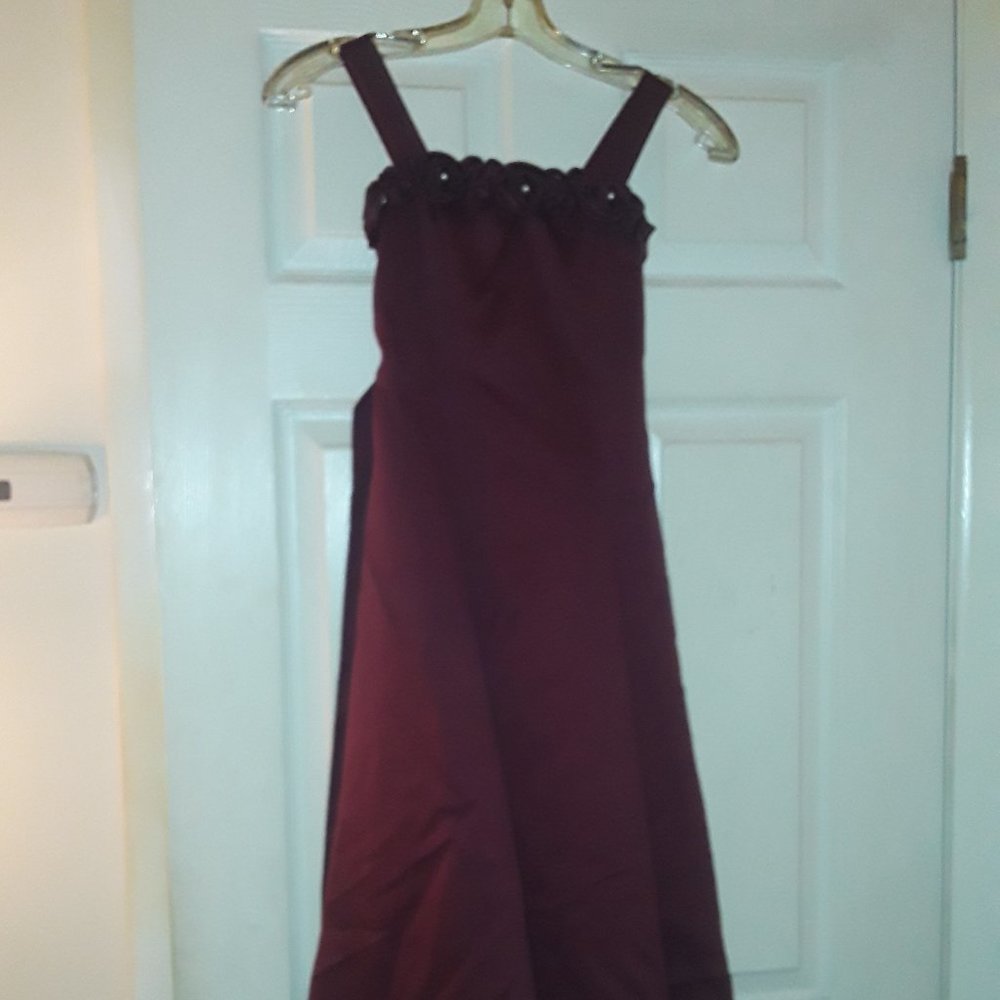 Kid's USA girls size 8 sleeveless dress Burgundy